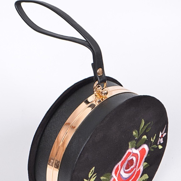 1 LEFT2XHP** PINK HALEY VELVET EMBR. FLOWER CLUTCH - Picture 4 of 4